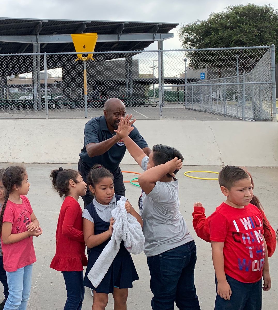 Rear Admiral Ponds and Balboa elementary students